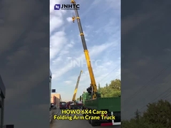 Truk yang dipasang crane