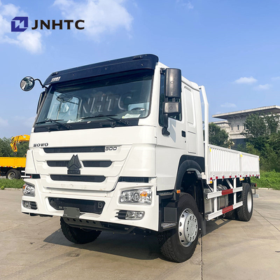 Sinotruk howo Cargo Truck 4x2 25 Ton 300hp dijual murah dan bagus