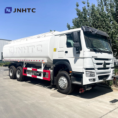 Harga bagus Sinotruk Howo Tank Oil Truck 6X4 400HP LHD Tank Oil Fuel Tank Truck