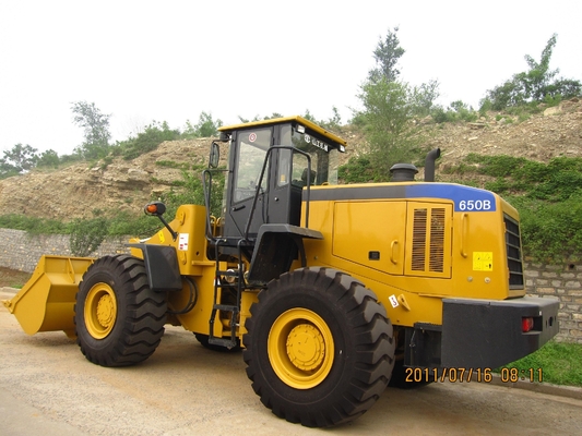 Mesin loader SEM 650B 5 ton dengan mesin Cummins 5000 kg Kapasitas Beban Terukur