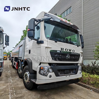 SINOTRUK HOWO Tangki bahan bakar Truk 8X4 Drive Wheel Euro 3 Emisi Standar Tank Minyak Truk Tanker Truk