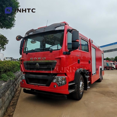 HOWO Truk Pemadam Kebakaran 12000L 6 X 4 Air dan busa Pemadam Kebakaran Truk Penyelamat