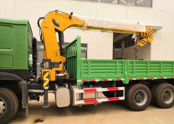 12T 6x4 Chassis Truck Mounted Boom Crane Dari Sinotruk Howo7 Warna Hijau