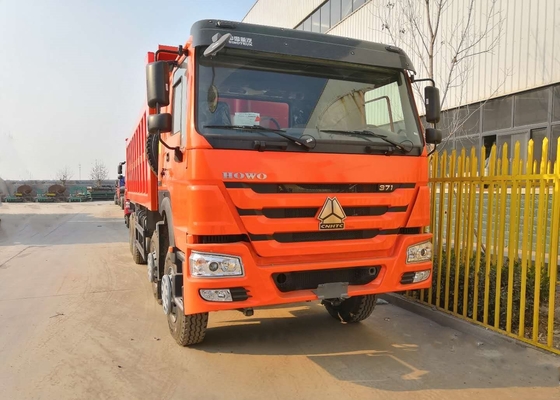 Internasional 8 * 4 Truk Komersial Howo Dump 50 Ton Memuat Tenaga Besar