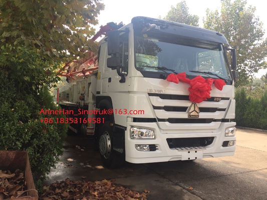 8 X 4 Truk Mounted Pompa Beton Mesin Truk SINOTRUK HOWO Konsumsi Rendah
