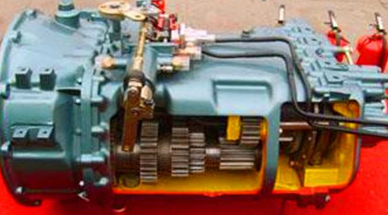HOWO Gear Box Transmisi Sinotruk Suku Cadang HW10707T Untuk Truk Tugas Berat