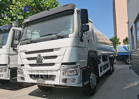 Truk Penyemprotan Tangki Air 20m3 Sinotruk Howo 6x4