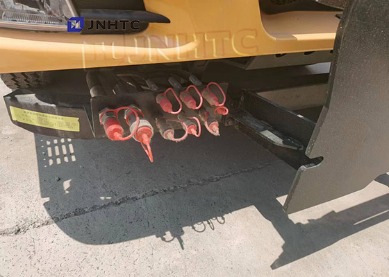 Truk Pickup Bajak Jalan Penyapu Jalan Sinotruk Howo 371hp 300L