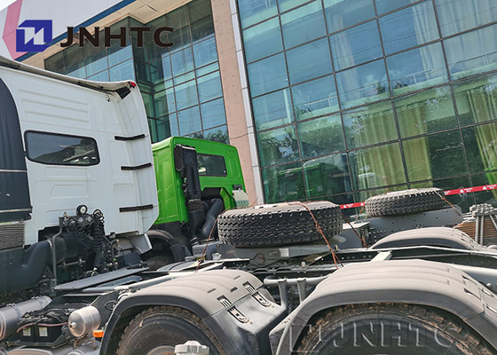 Sinotruck Howo 6x4 Truk Traktor LHD Jenis Mengemudi