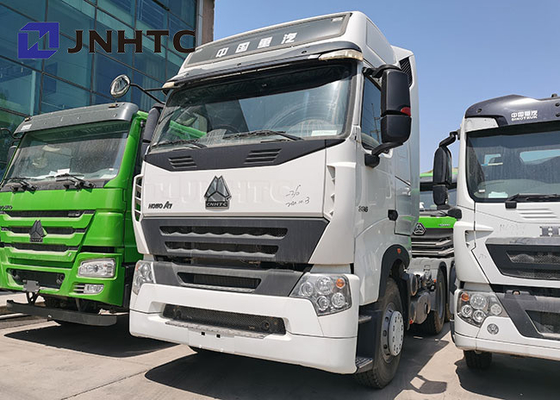 Sinotruck Howo 6x4 Truk Traktor LHD Jenis Mengemudi