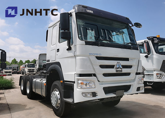 371HP Sinotruk Howo 6x4 25 Ton Truk Traktor Diesel Dengan Kepala Trailer