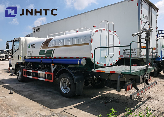 Mini Sinotruk Howo Tanker Truk Air 4x2 10cbm