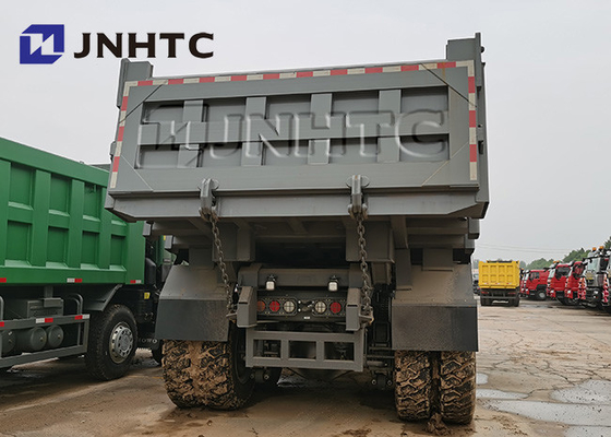 Sinotruck Howo 6x4 Truk Dump Pertambangan Bawah Tanah 30 kubik 70 ton