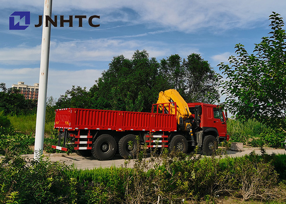 Sinotruck Howo 8x8 Truk Kargo Penggerak Semua Roda Dengan Derek 30t 13t
