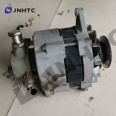 28V 45A Suku Cadang Sinotruk 2230548C JFZB2418X-L Generator Alternator