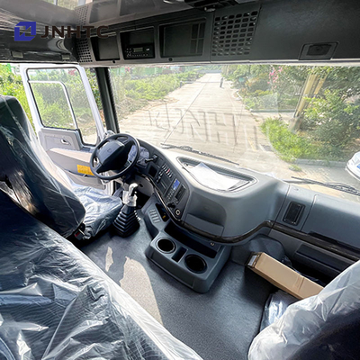 Sinotruk howo Cargo Truck 4x2 25 Ton 300hp dijual murah dan bagus