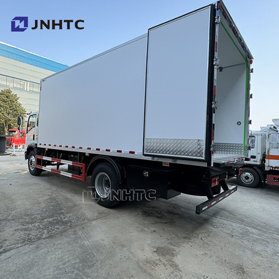 Truk pendingin baru Lihgt Truk Sinotruck 4X2 5 Ton Untuk pendingin makanan Pengiriman harga murah