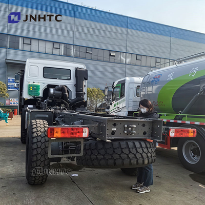 Pengiriman cepat SINOTRUK HOWO 4X4 Transmisi kendaraan kargo
