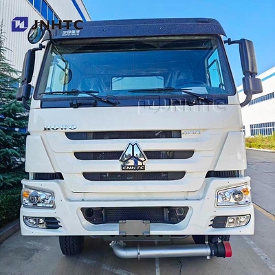 Sinotruk HOWO Tangki bahan bakar truk 8X4 400HP 28000L 35000L 30000lL Kualitas tinggi