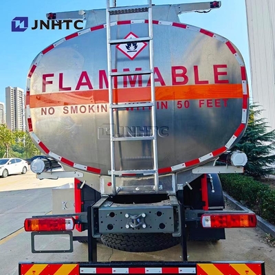 Sinotruk HOWO Tangki bahan bakar truk 8X4 400HP 28000L 35000L 30000lL Kualitas tinggi