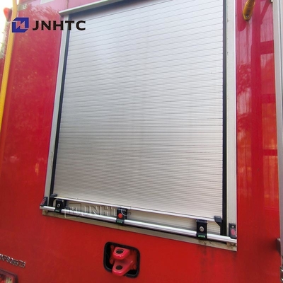 HOWO 4*4 Truk Pemadam Kebakaran HOWO 5000L Tanker Bubuk Air Truk Pemadam Kebakaran Truk Pemadam Kebakaran Mini