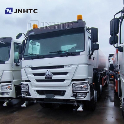 Produk Baru Sinotruk Howo Tangki Air Truk 8X4 400HP 10 Ban Tangki Air Hot Sale