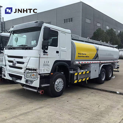 Sinotruk Howo Oil Tank Truck 6x4 340hp Kapasitas 12 Roda Fuel Tank Truck Dijual