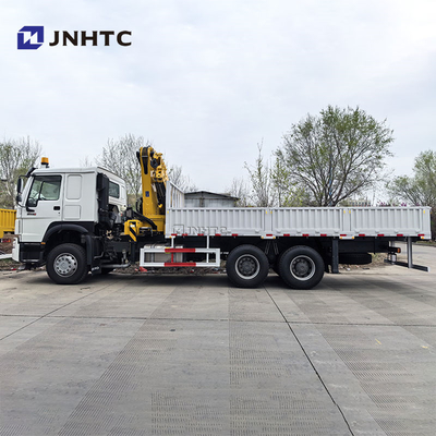 Sinotruk HOWO 6x4 400HP Truk Kargo Dengan 10ton Boom Crane Truk China Factory