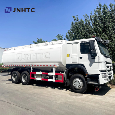 Harga bagus Sinotruk Howo Tank Oil Truck 6X4 400HP LHD Tank Oil Fuel Tank Truck