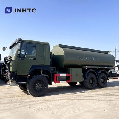 Hot Sinotruk Howo Oil Tank Truck 6x6 All Drive LHD Diesel Fuel Oil Tank Truck Untuk Dijual