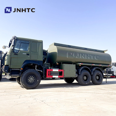 Hot Sinotruk Howo Oil Tank Truck 6x6 All Drive LHD Diesel Fuel Oil Tank Truck Untuk Dijual