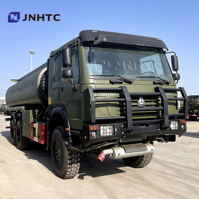 Hot Sinotruk Howo Oil Tank Truck 6x6 All Drive LHD Diesel Fuel Oil Tank Truck Untuk Dijual