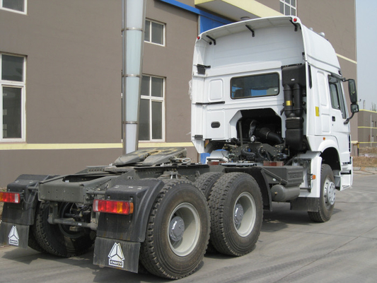 Sinotruk 6x4 371hp Traktor Diesel Truk / Traktor Truk Trailer ZZ4257V3447C1