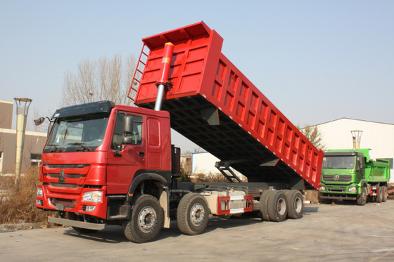 Howo 8 × 4 Heavy Dump Truck 50 Ton Memuat Untuk Model Penambangan ZZ3317N4267A / S0WA