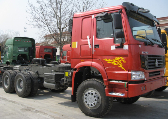 6x4 Prime Mover Truck / 10 Wheeler Tractor Head Truck Dengan Driver Tangan Kanan