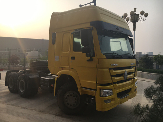 Truk Penggerak Utama 6 × 4 Keras Dan Tegas / Truk Traktor Howo Warna Opsional