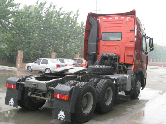 Howo A7 EURO II 371HP Prime Mover Truck Dengan 10 Maju Dan 2 Transmisi Terbalik