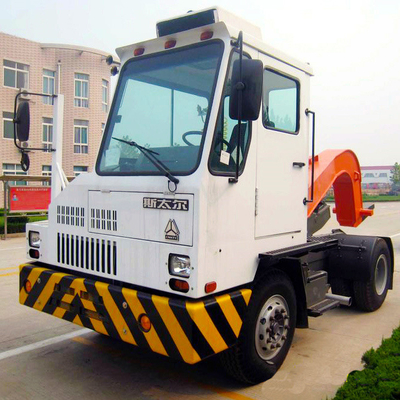 50t - 90t Sinotruck Terminal Tractor Port Dengan Roda ke-5 Mengangkat Kanan / Kiri Mengemudi