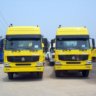 Warna Kuning 6x4 10 Wheeler Cargo Truck Model Sinotruk Howo7 Untuk 40-50T