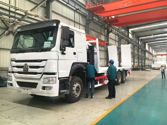 10 Ban Sinotruk Howo7 Truk Kargo Berat 30-40T Flatbed Dengan Tangga 6x4 Euro2 371hp