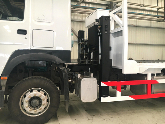 10 Ban Sinotruk Howo7 Truk Kargo Berat 30-40T Flatbed Dengan Tangga 6x4 Euro2 371hp