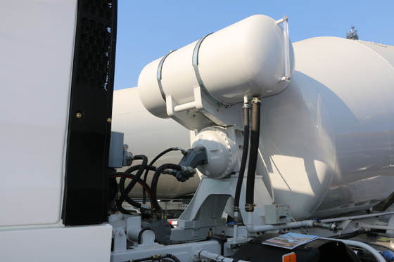 Sinotruk Howo7 Merk Cement Mixer Truck 4 M3 Untuk Pabrik Batching Beton