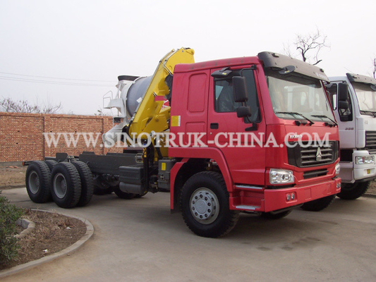 Truk Yang Handal Dipasang Hoist / LHD 336HP Lorry Mounted Crane Untuk Barang Lift