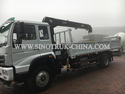 Heavy Cargo Truck Mounted Crane 5 Ton Kapasitas Angkat Untuk Transportasi