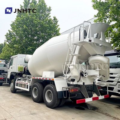 6x4 truk pengaduk semen beton