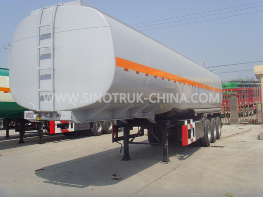 28 Ton Heavy Duty Trailer Semi / Tangki Bahan Bakar Trailer 12.00R20 Segitiga Ban