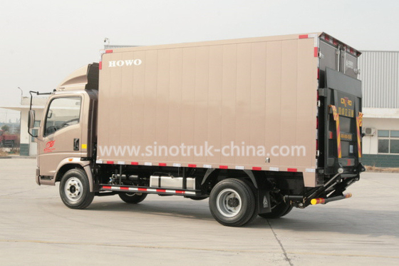 4x2 Euroii Howo 7000kg Refrigerated Box Truck Dengan Mesin Yunnei Dan 6 Ban Segitiga