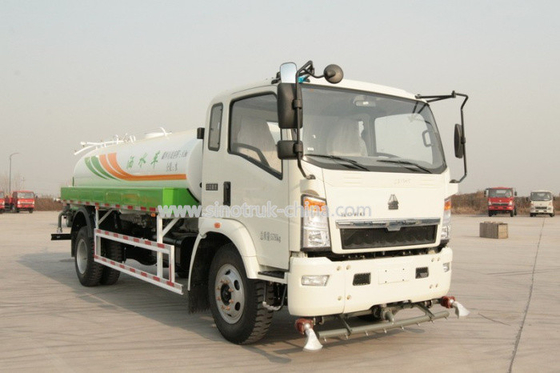 LHD / RHD 4X2 5CBM Air Sprinkler Truk Diesel Jenis Bahan Bakar Ukuran 5995 X 2050 X 2350mm