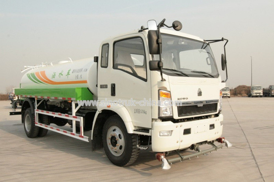 Safety Water Tanker Light Duty Komersial Truk Dengan Struktur Kekuatan Tinggi