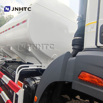 Beiben baru 4x2 15m3 truk penyemprotan untuk pencegahan debu jalan harga